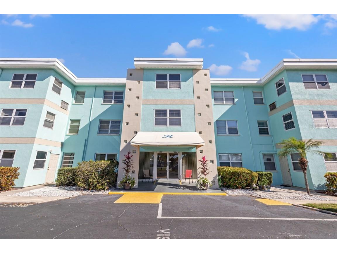11447 Park Boulevard #302 Seminole FL 33772 U8235604 image1