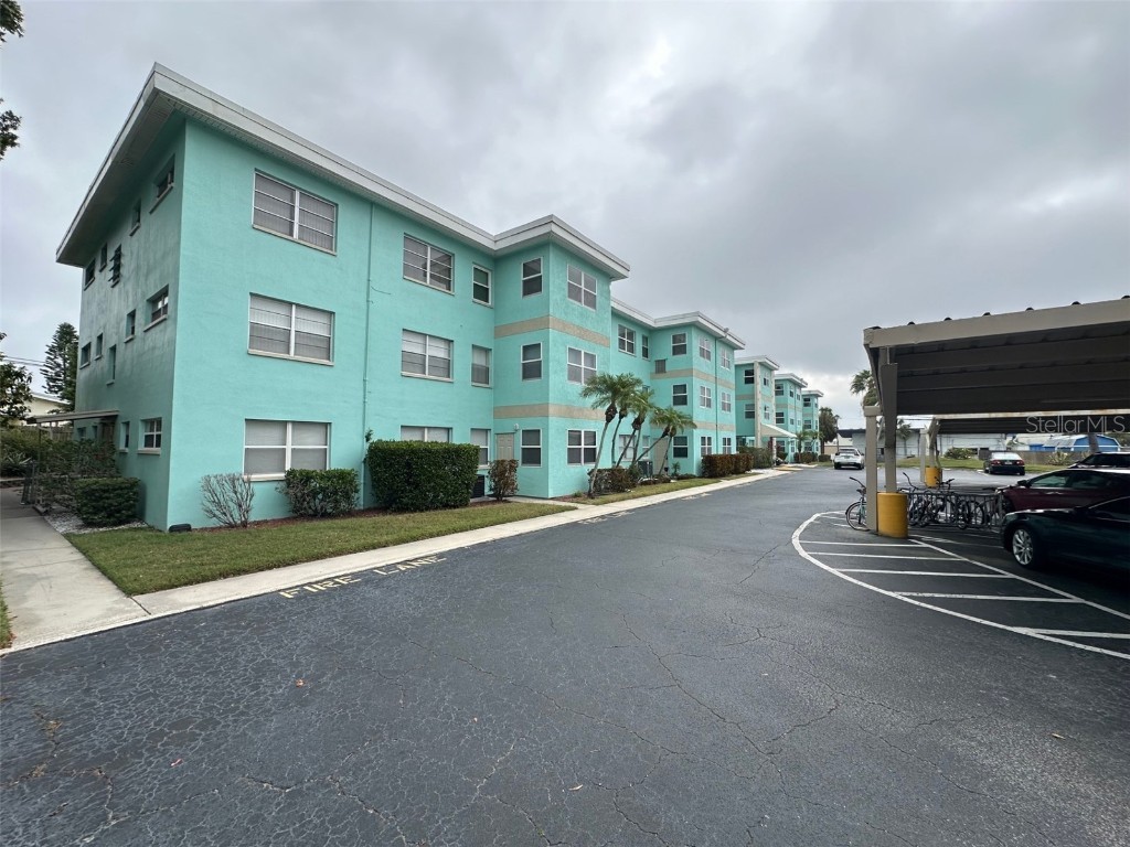 11447 Park Boulevard #306 Seminole FL 33772 U8242195 image1