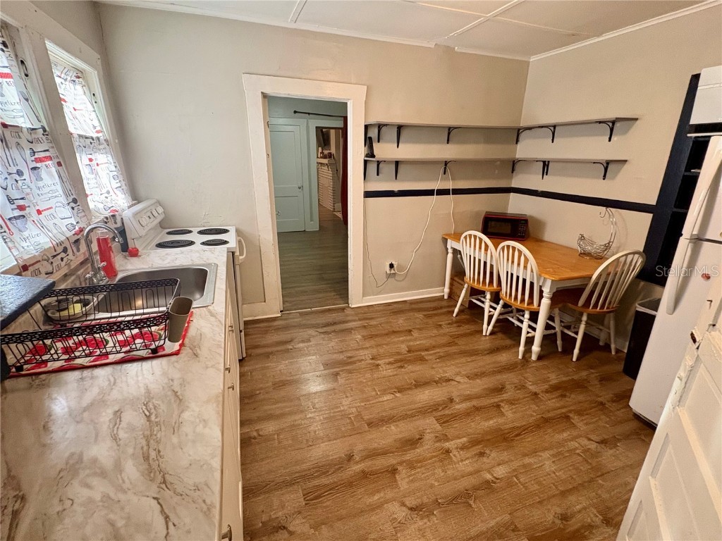 1145 16th Avenue S #B Saint Petersburg FL 33705 W7881337 image5