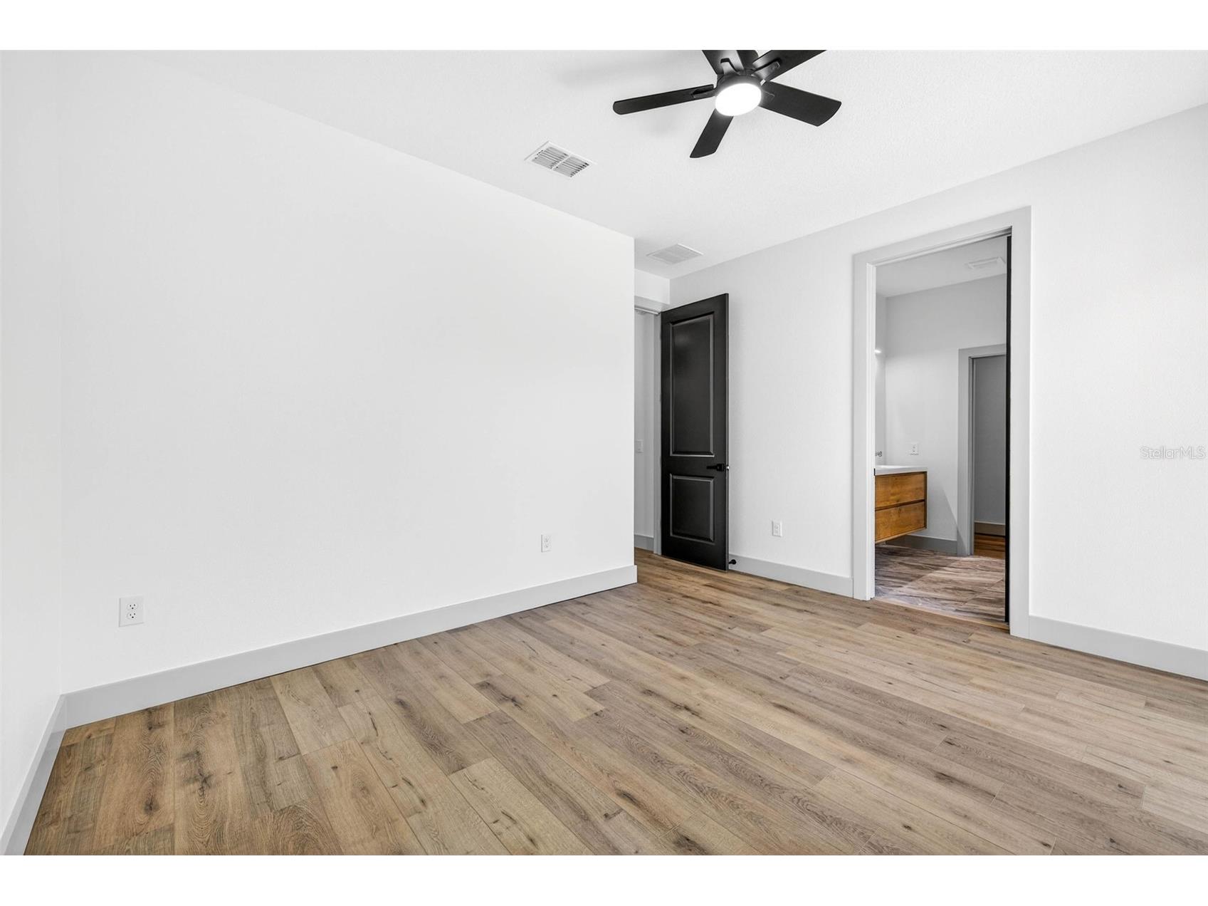 1145 29th Street S Saint Petersburg FL 33712 TB8488456 image27