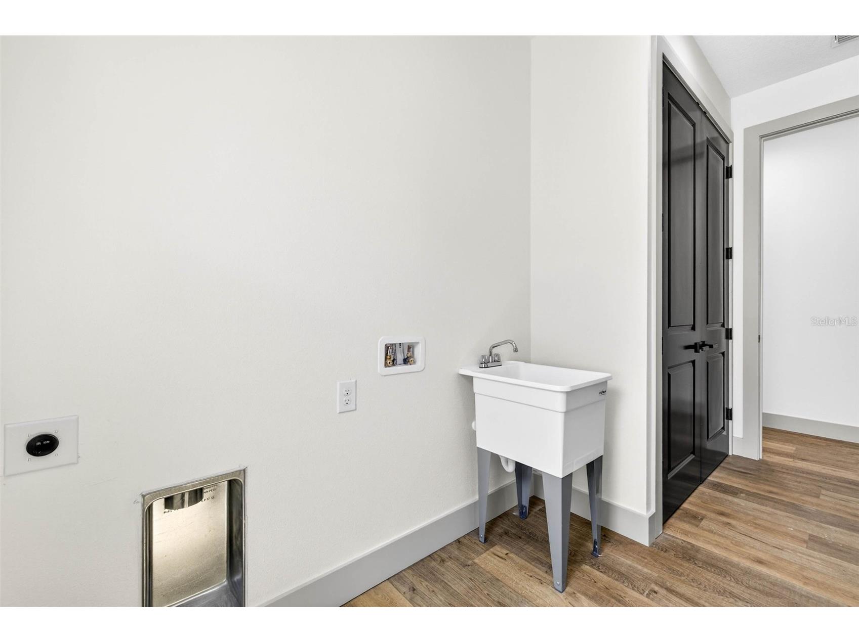 1145 29th Street S Saint Petersburg FL 33712 TB8488456 image33