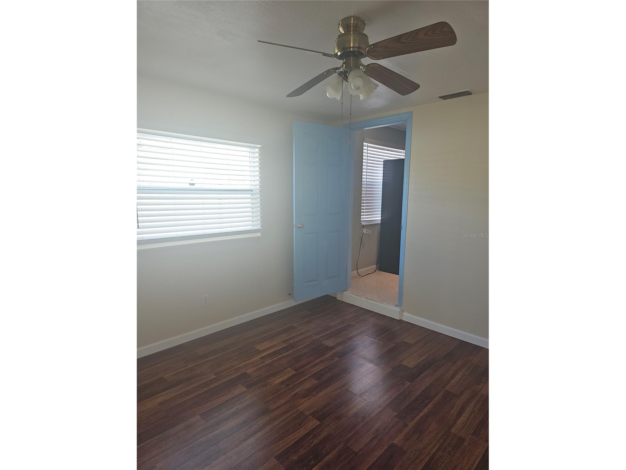 1145 54th Avenue N Saint Petersburg FL 33703 TB8419516 image9