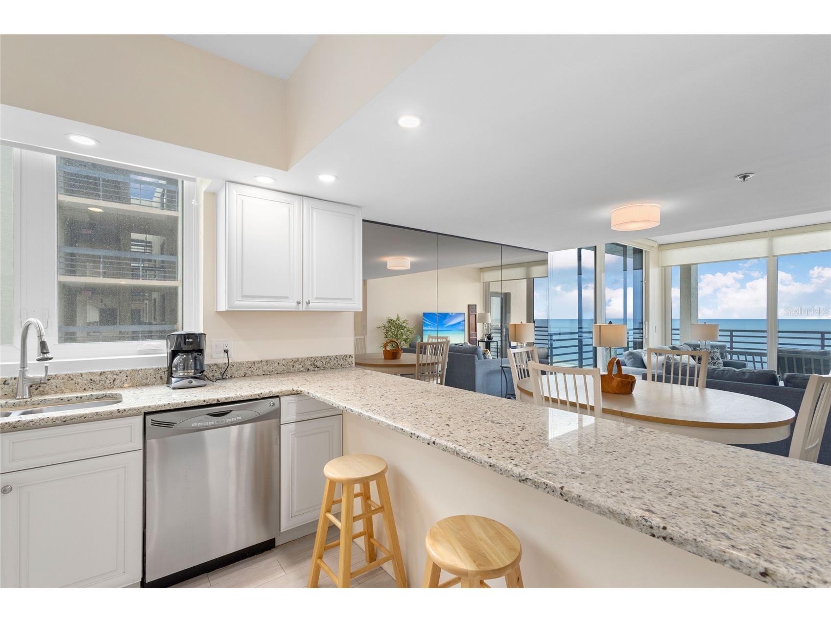 1145 Gulf Of Mexico Drive #401 Longboat Key FL 34228 - GULF OF MEXICO A4678330 image14