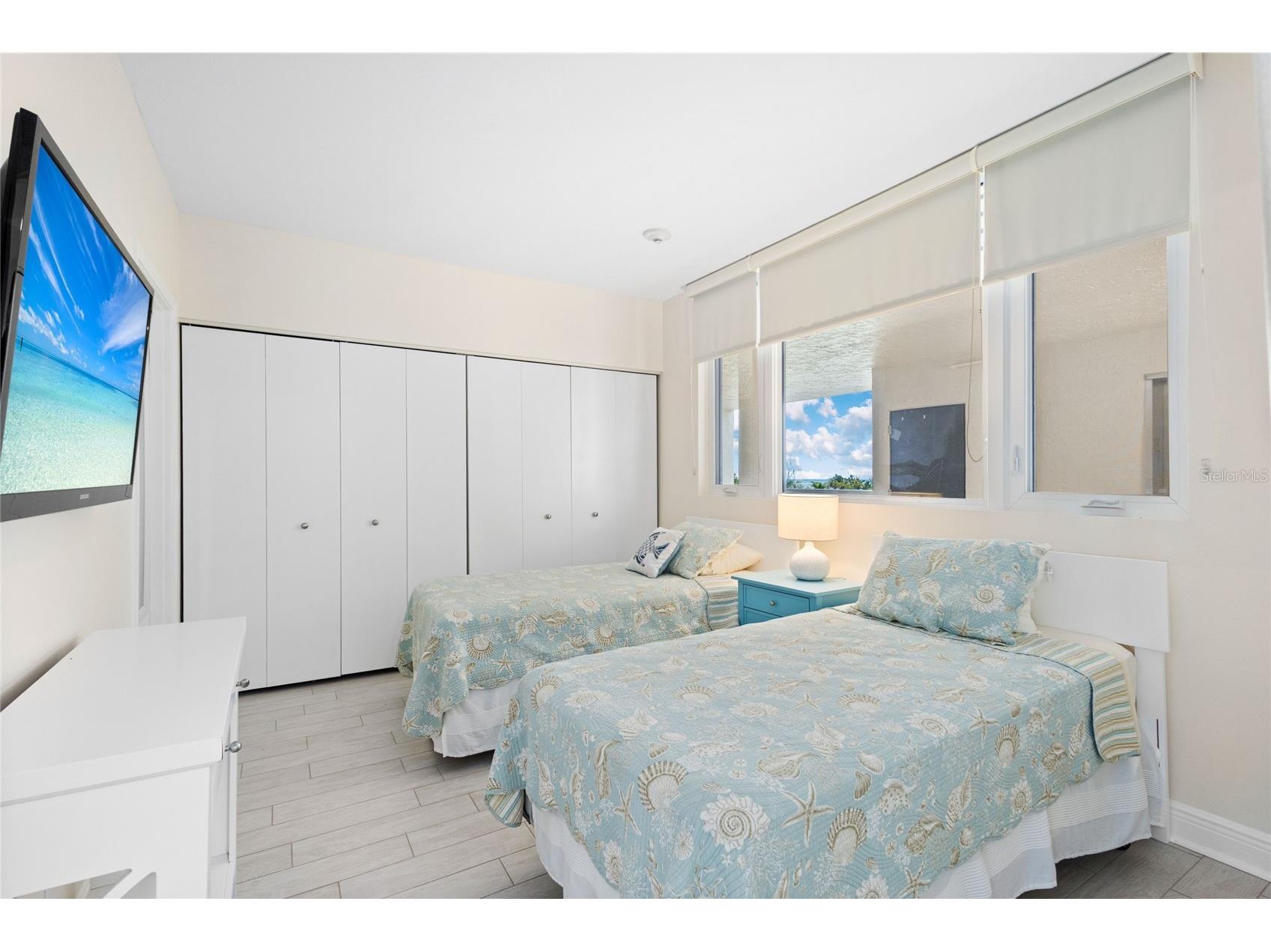 1145 Gulf Of Mexico Drive #401 Longboat Key FL 34228 - GULF OF MEXICO A4678330 image24