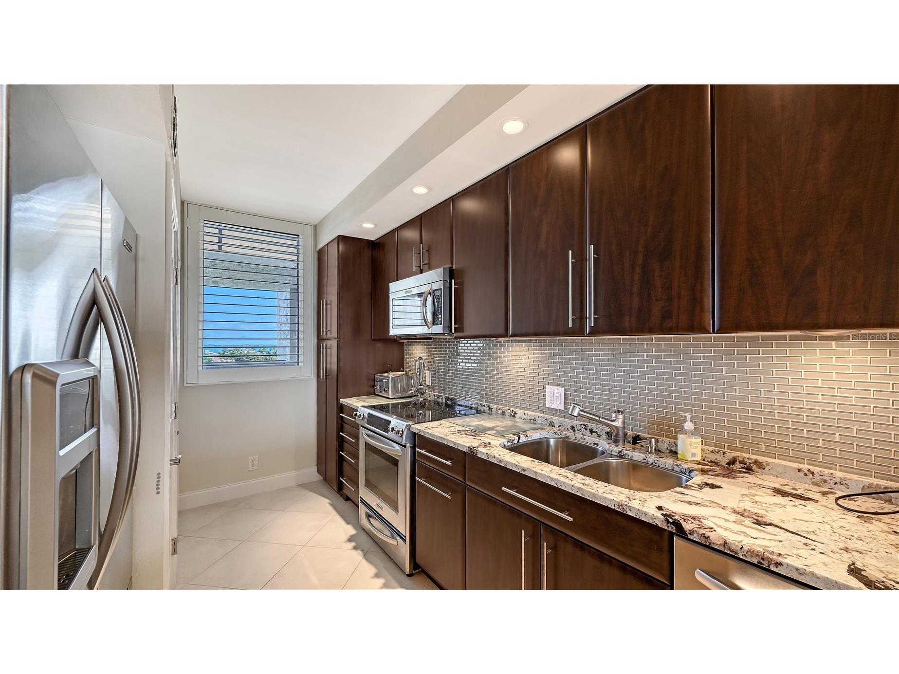 1145 Gulf Of Mexico Drive #503 Longboat Key FL 34228 A4683782 image14