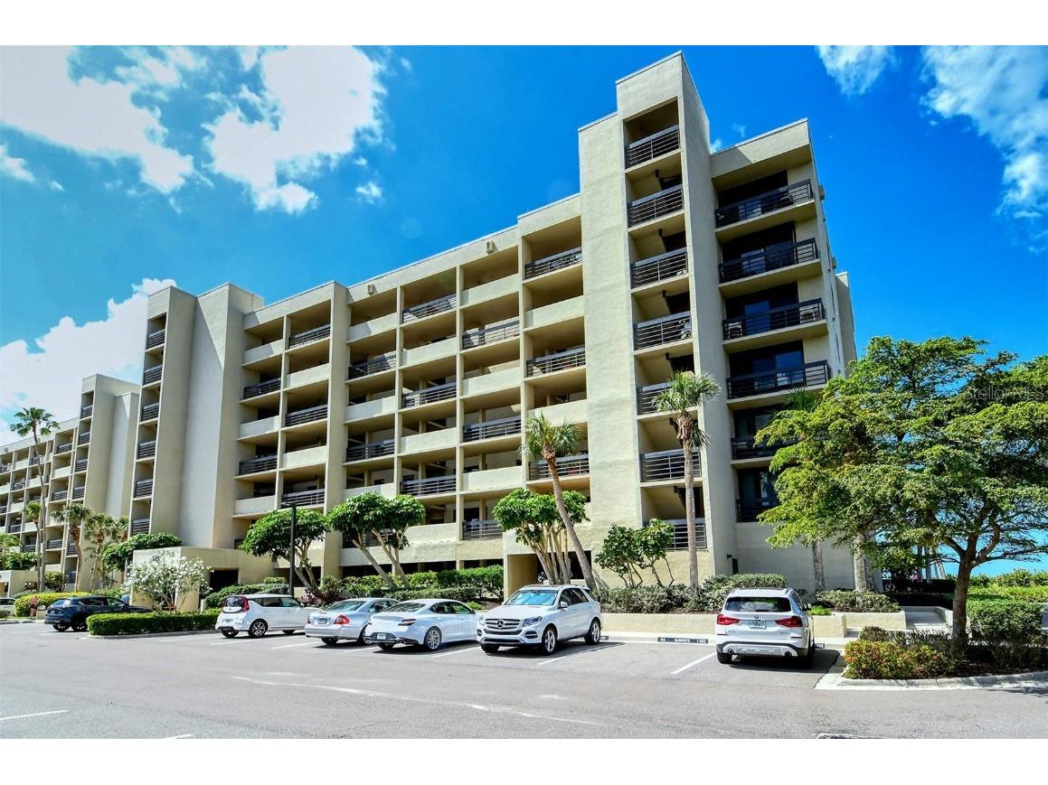 1145 Gulf Of Mexico Drive #505 Longboat Key FL 34228 A4568312 image1