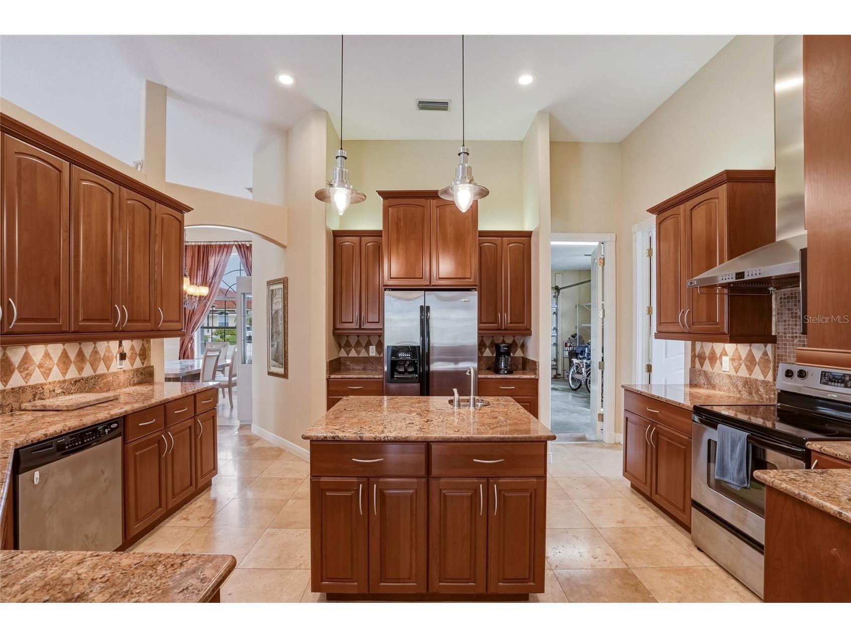 1146 Deardon Drive Venice FL 34292 A4686332 image5