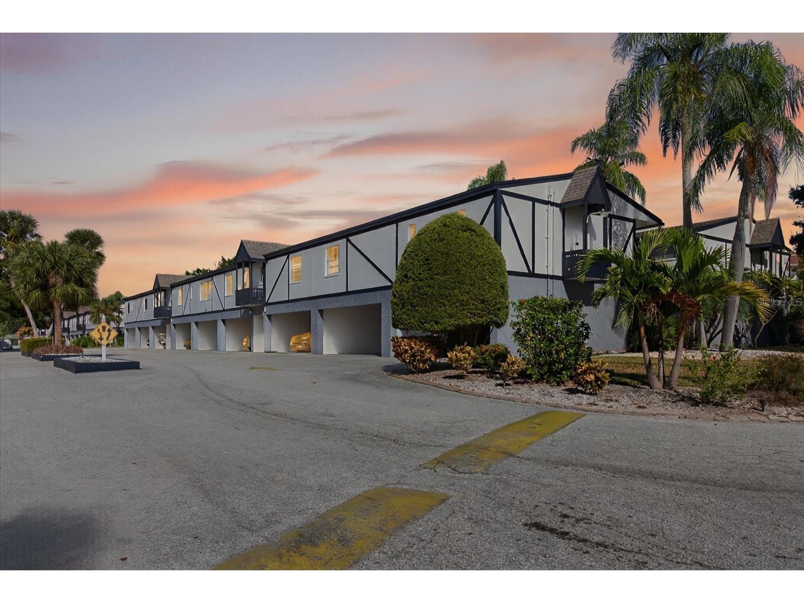 1146 King Arthur Court #110 Dunedin FL 34698 TB8447112 image1