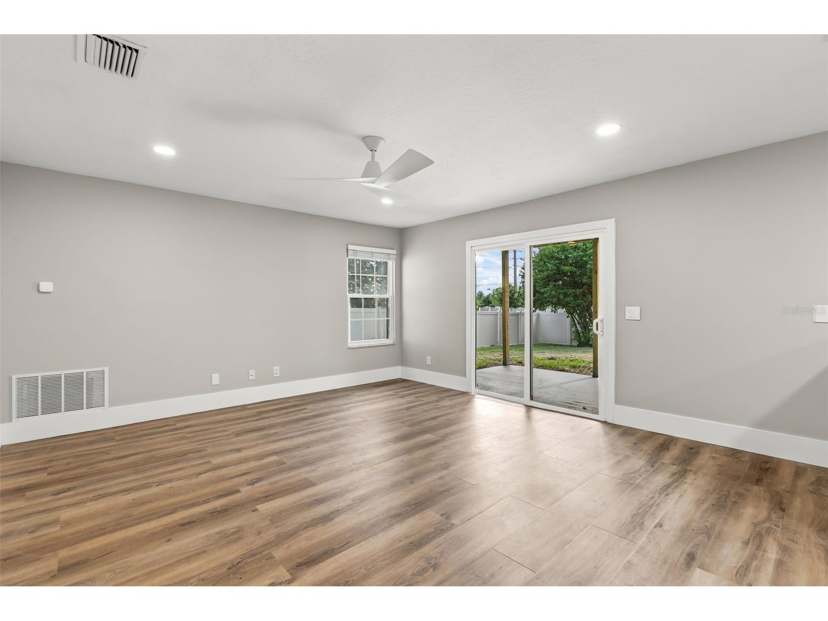 11462 Commercial Street Orlando FL 32836 O6426389 image11