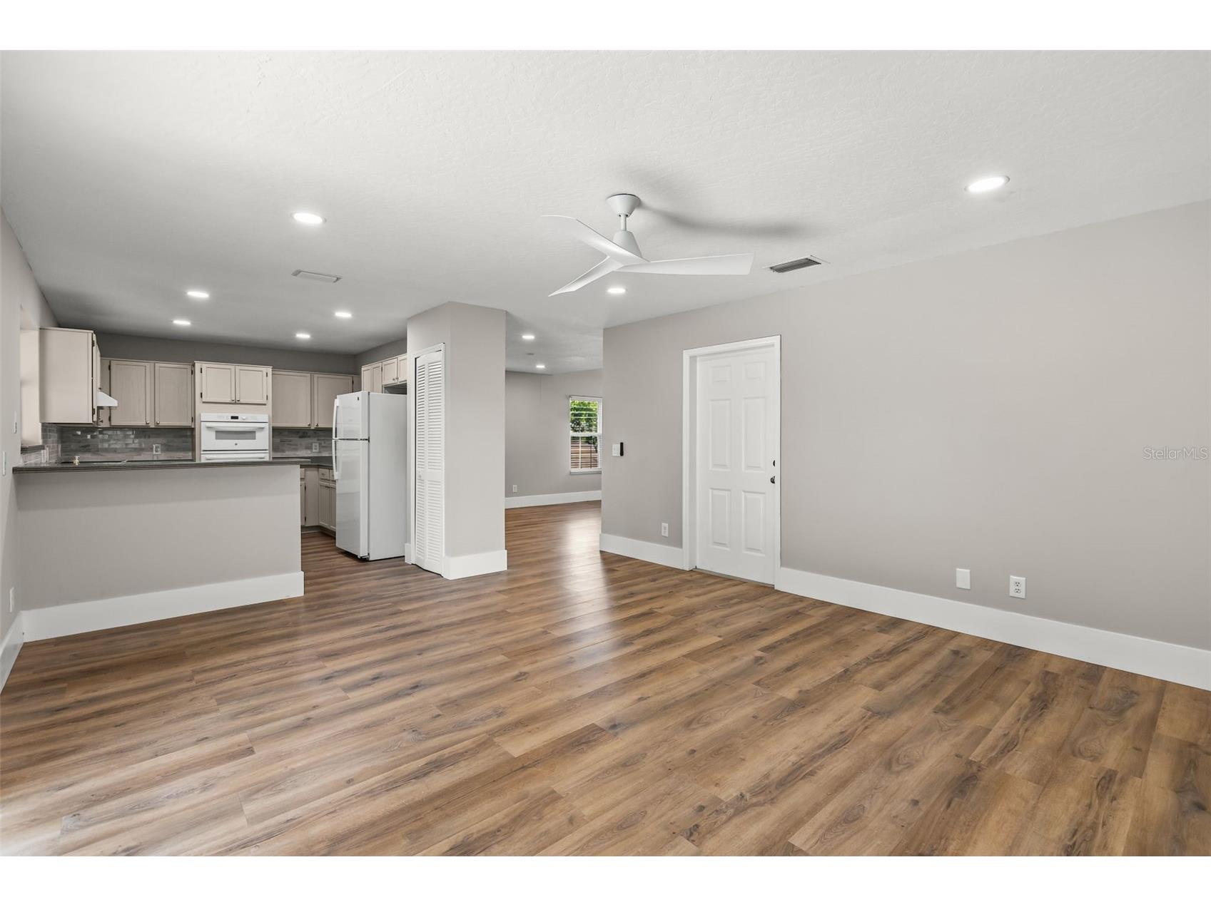 11462 Commercial Street Orlando FL 32836 O6426389 image9