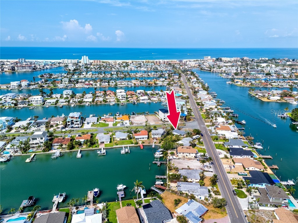 11465 7th Street E Treasure Island FL 33706 - BOCA CIEGA BAY TB8392306 image1