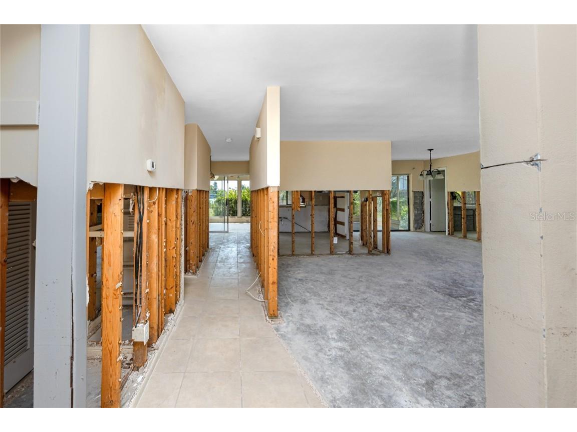 11465 7th Street E Treasure Island FL 33706 - BOCA CIEGA BAY TB8392306 image10