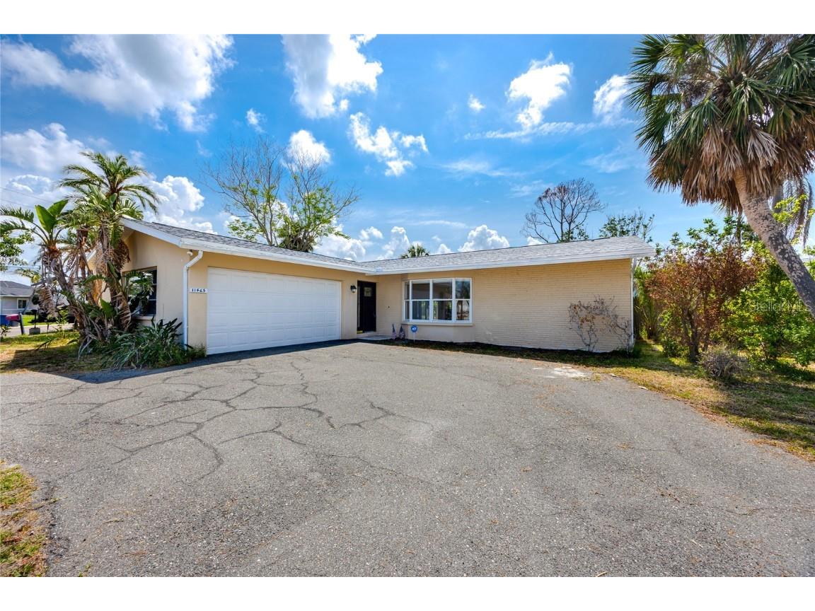 11465 7th Street E Treasure Island FL 33706 - BOCA CIEGA BAY TB8392306 image3