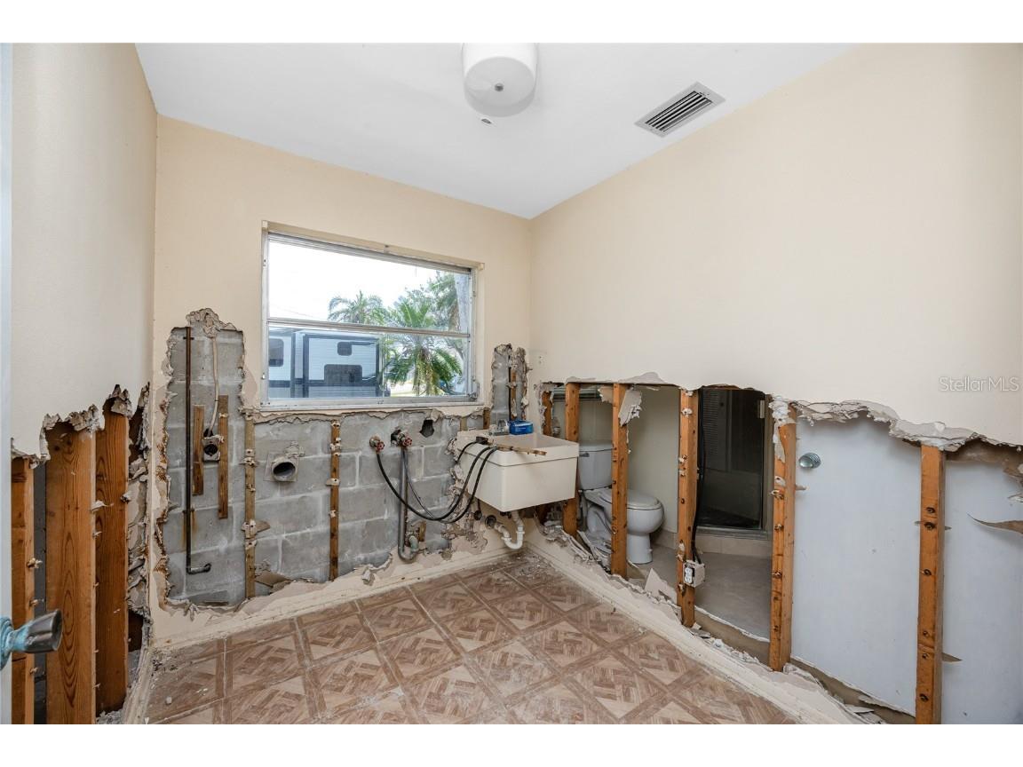 11465 7th Street E Treasure Island FL 33706 - BOCA CIEGA BAY TB8392306 image32