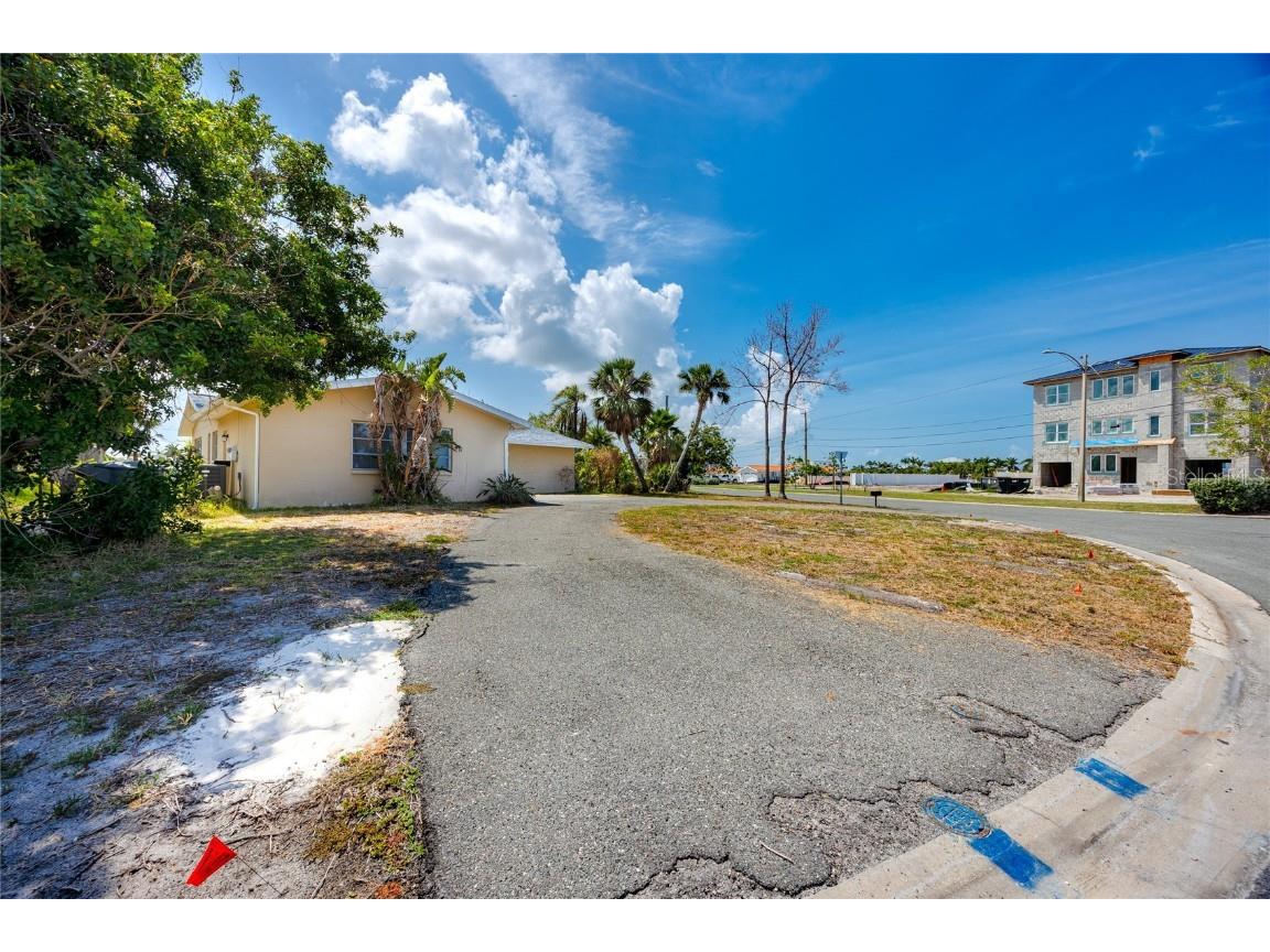 11465 7th Street E Treasure Island FL 33706 - BOCA CIEGA BAY TB8392306 image56