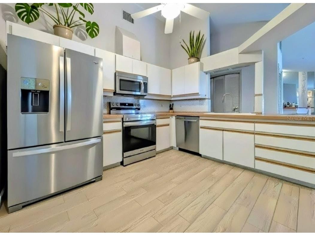 11469 Oakhurst Road Largo FL 33774 TB8430029 image2