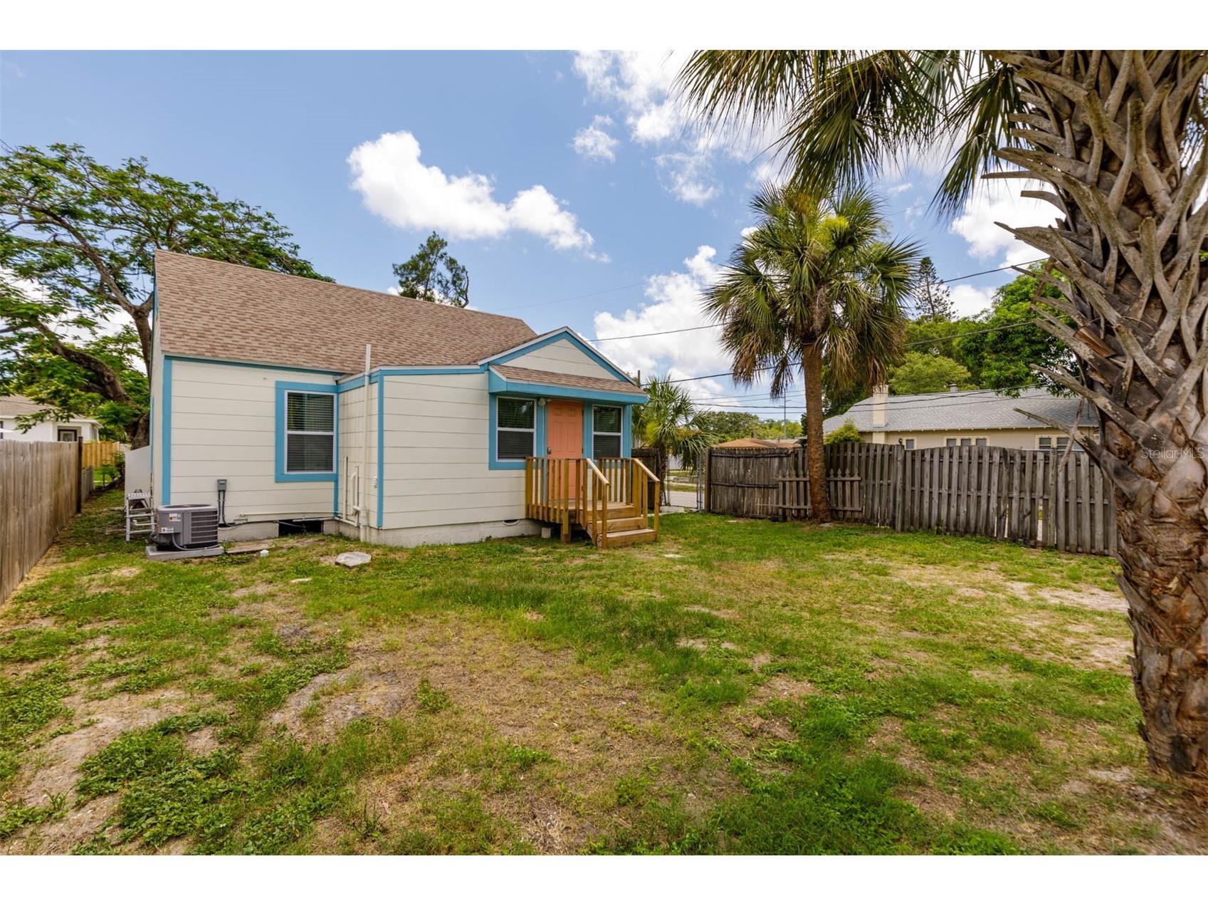 1147 James Avenue S Saint Petersburg FL 33705 TB8524250 image22