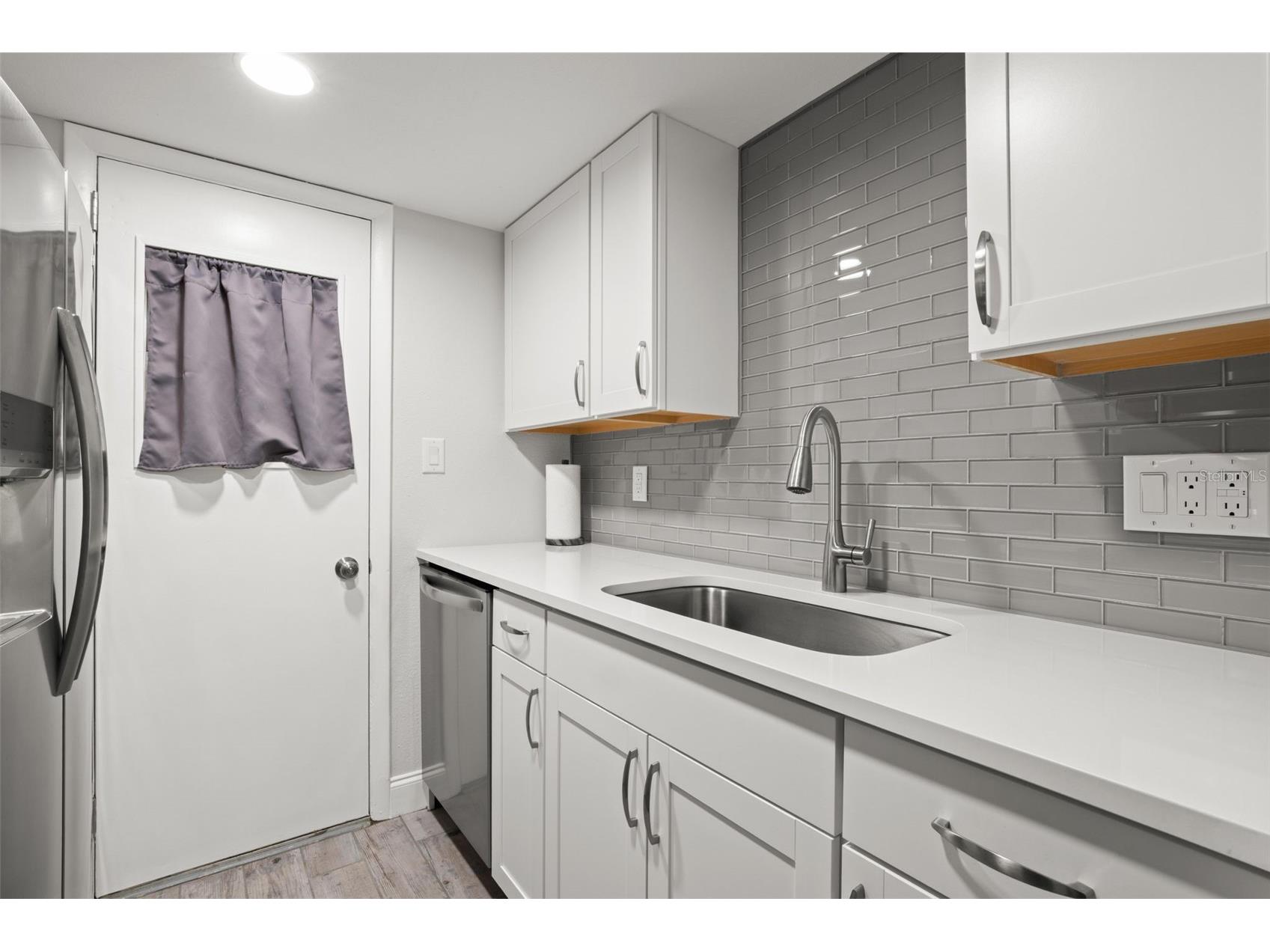 1147 King Arthur Court #204 Dunedin FL 34698 TB8496848 image12