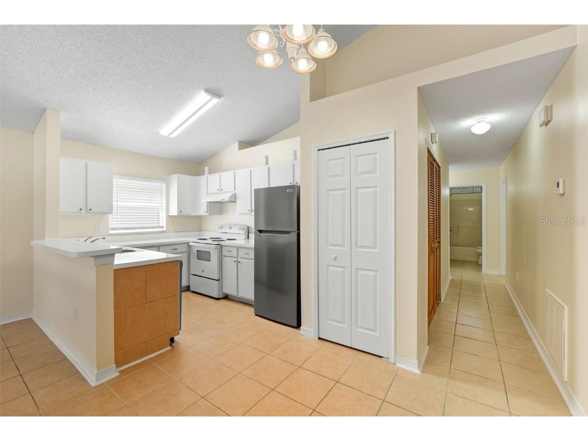 1148 Golden Gate Avenue Orlando FL 32808 O6352522 image10