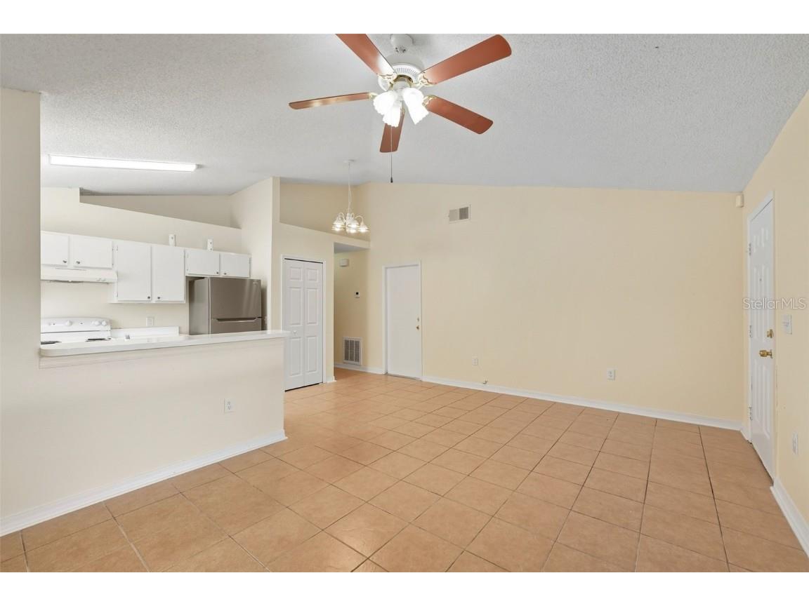 1148 Golden Gate Avenue Orlando FL 32808 O6352522 image9