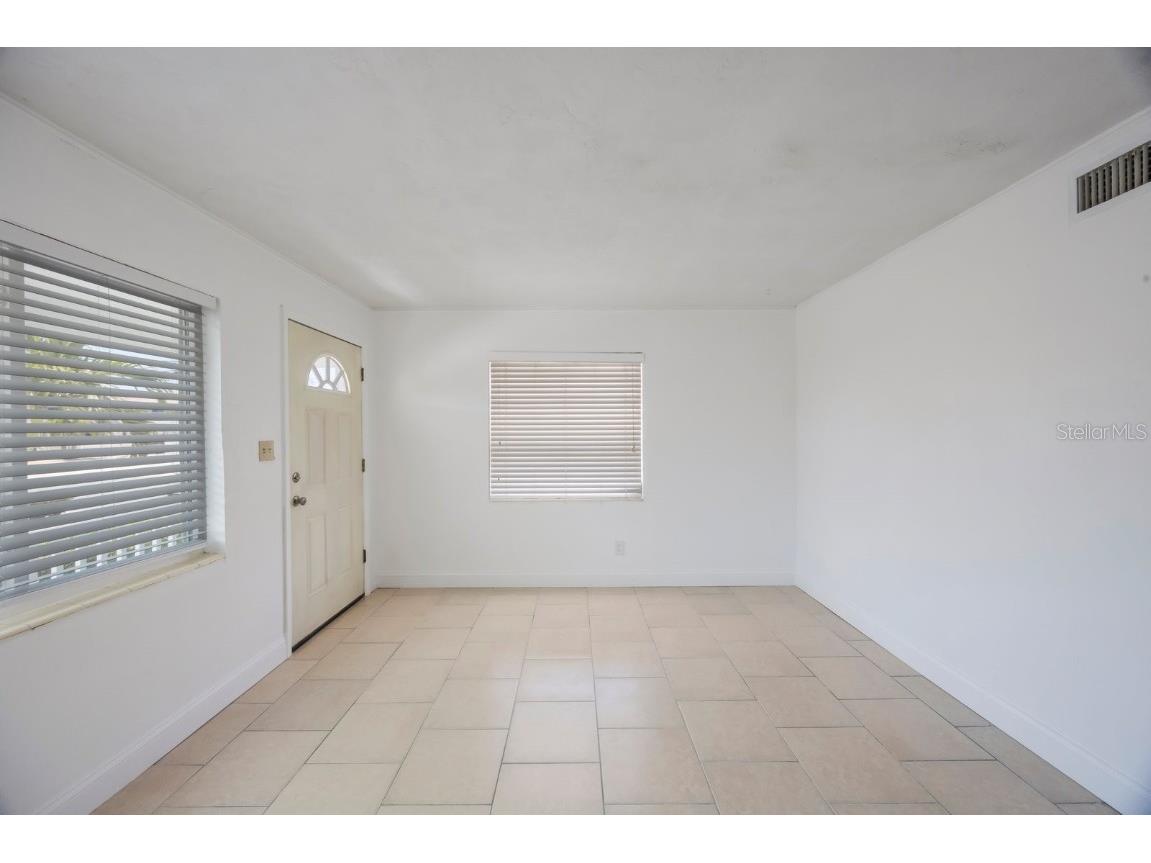 11485 2nd Street E Treasure Island FL 33706 TB8347122 image21