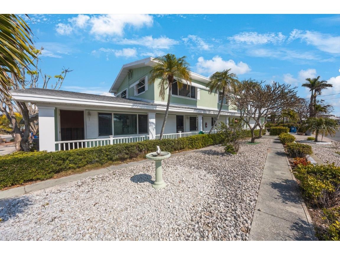 11485 2nd Street E Treasure Island FL 33706 TB8347122 image4