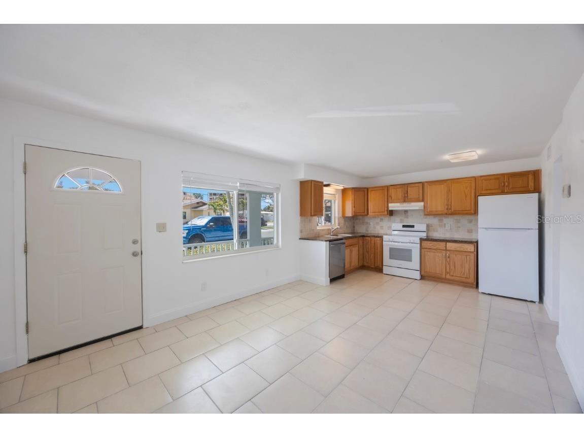 11485 2nd Street E Treasure Island FL 33706 TB8347122 image49