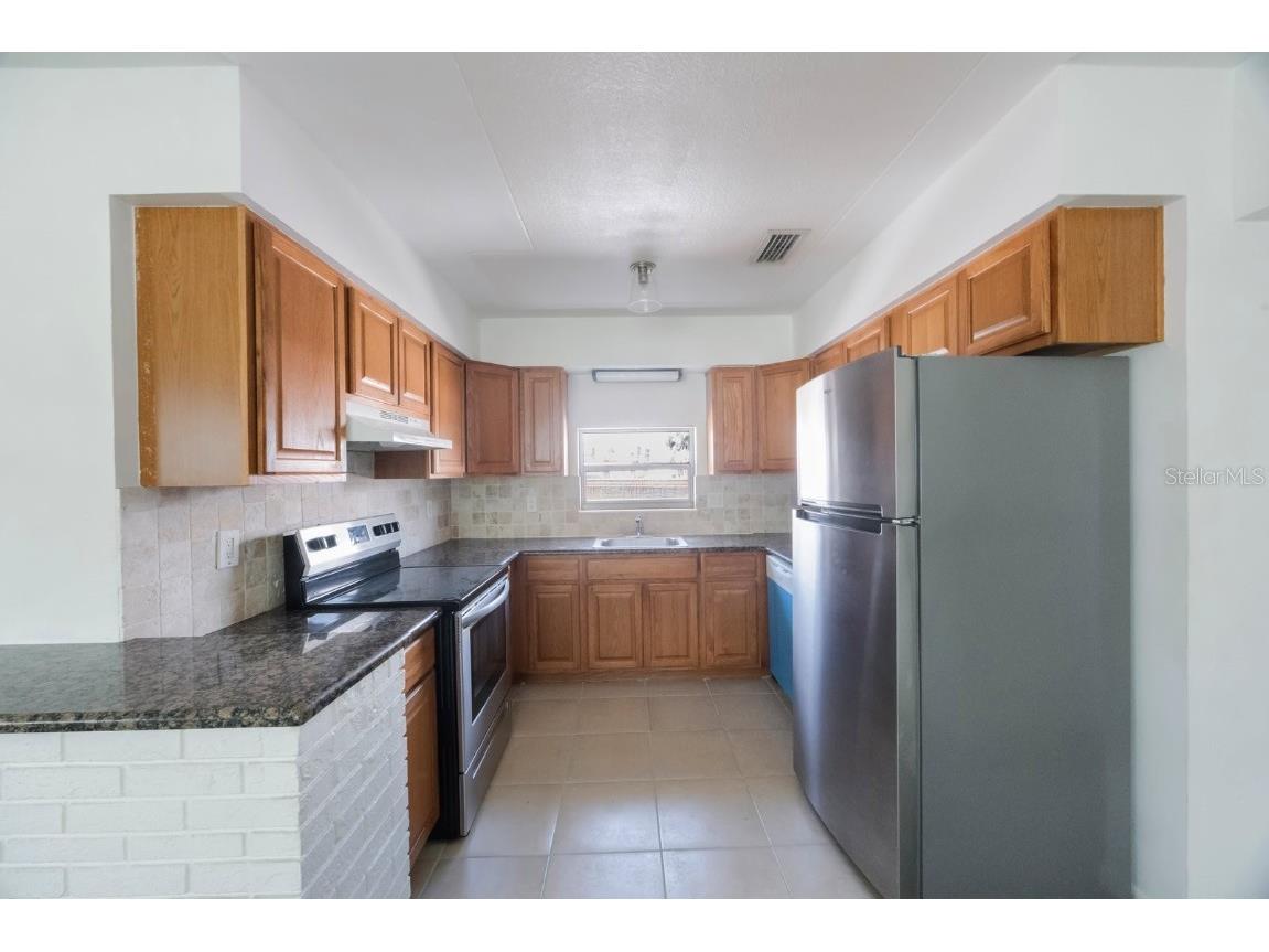 11485 2nd Street E Treasure Island FL 33706 TB8347122 image56