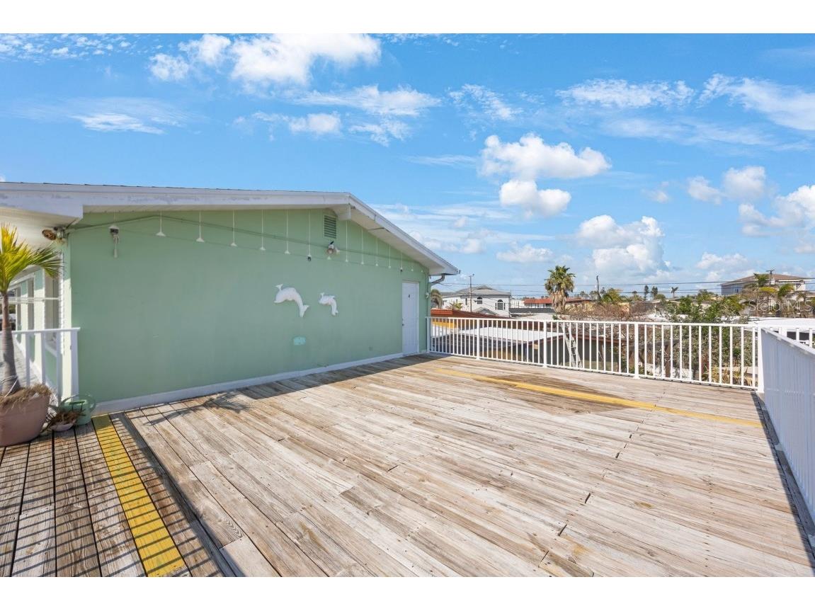 11485 2nd Street E Treasure Island FL 33706 TB8347122 image67