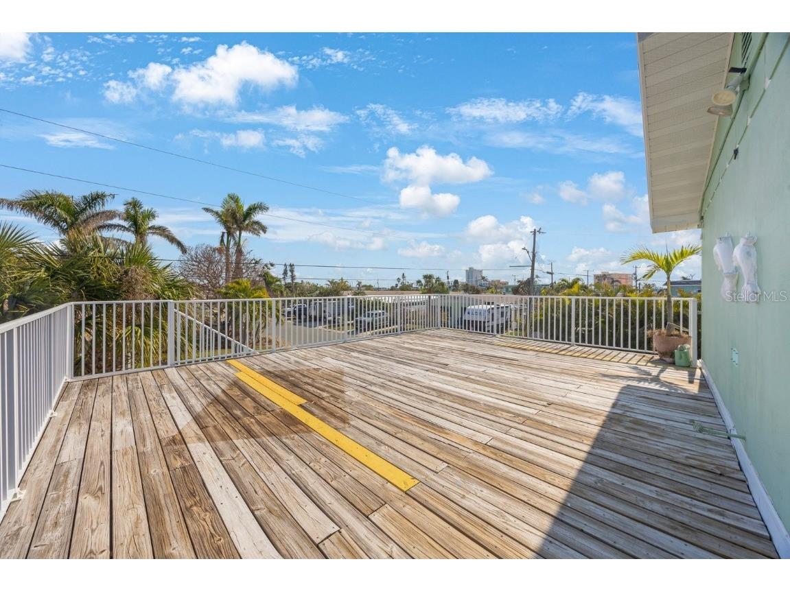 11485 2nd Street E Treasure Island FL 33706 TB8347122 image68