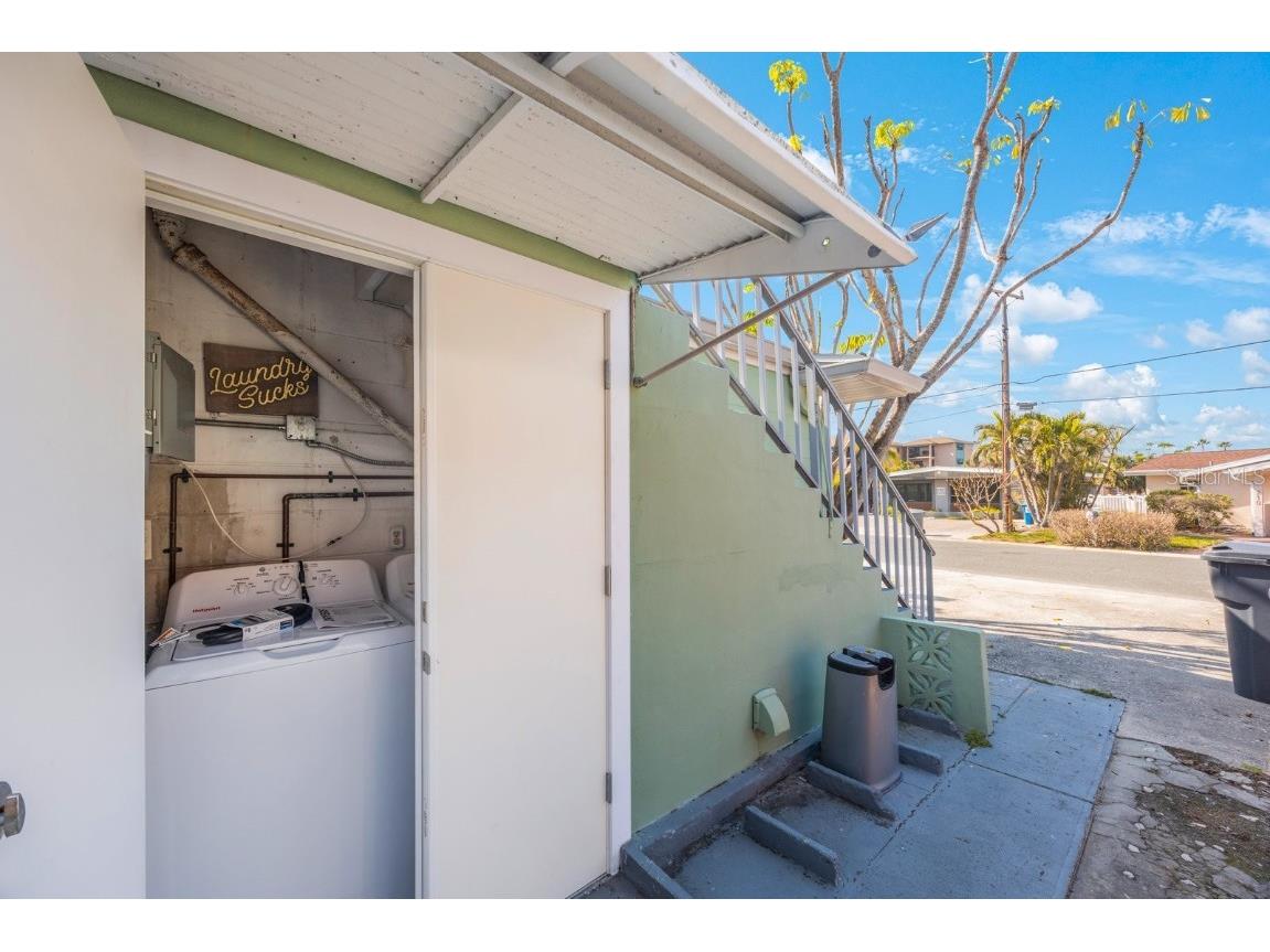 11485 2nd Street E Treasure Island FL 33706 TB8347122 image75