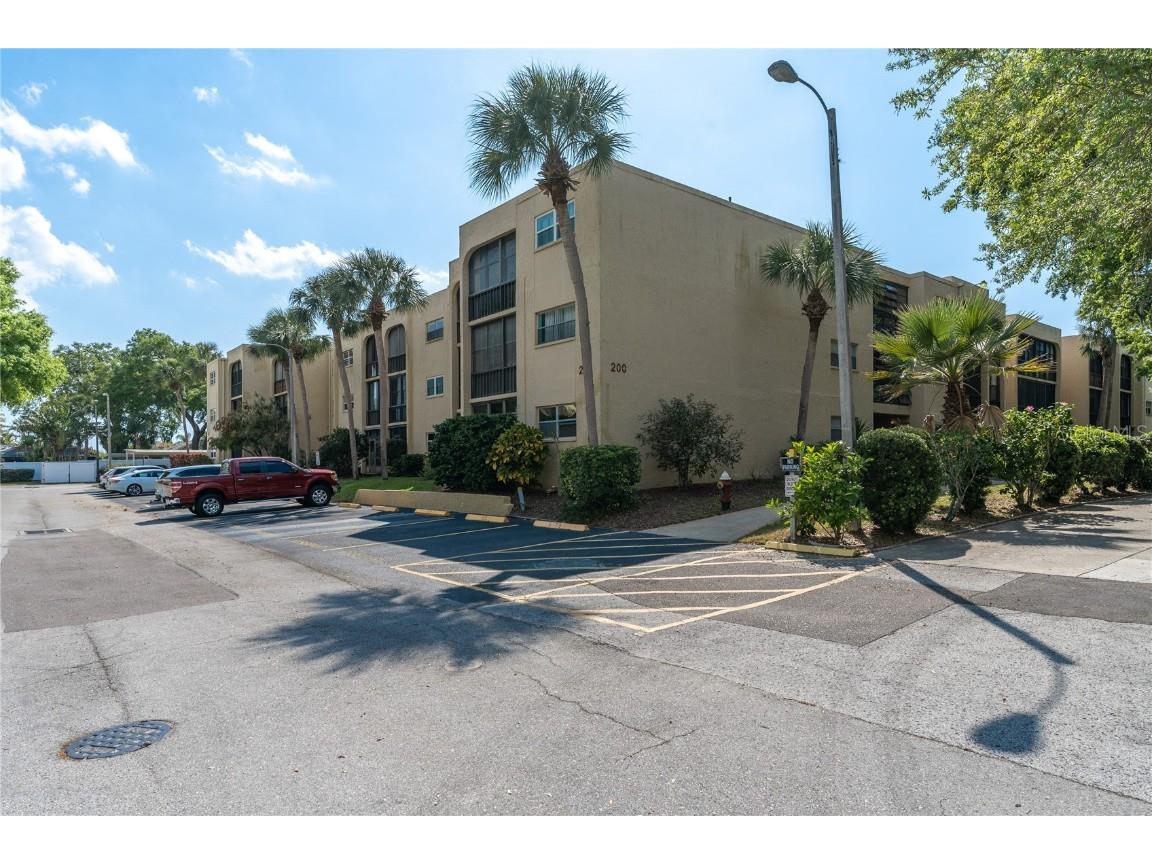 11485 Oakhurst Road #200-207 Largo FL 33774 TB8426734 image1
