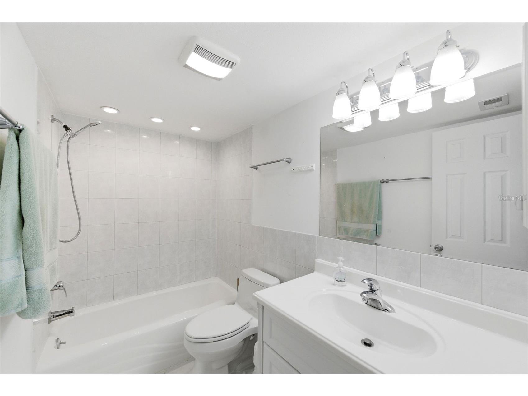 11485 Oakhurst Road #200-208 Largo FL 33774 TB8478063 image20