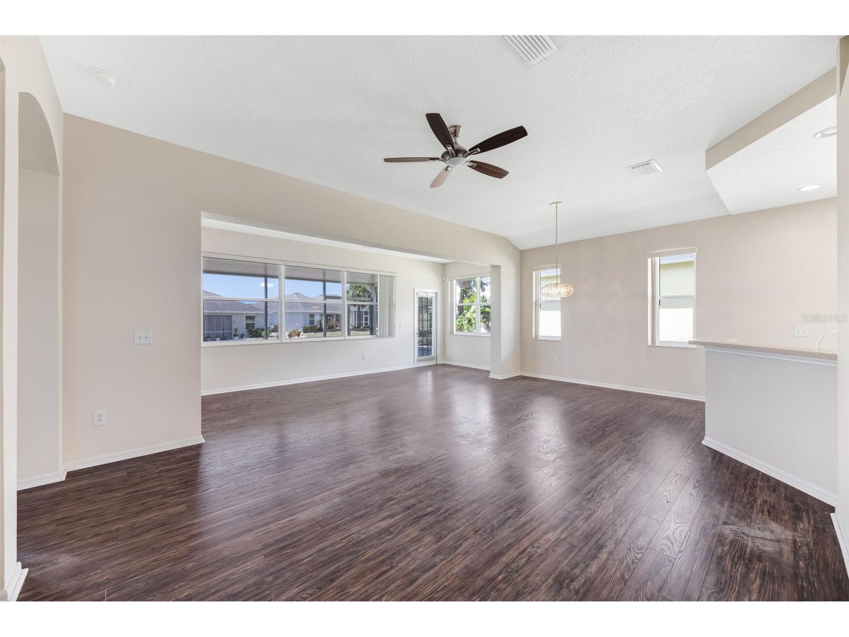 1149 Emerald Dunes Drive Sun City Center FL 33573 OM724806 image15