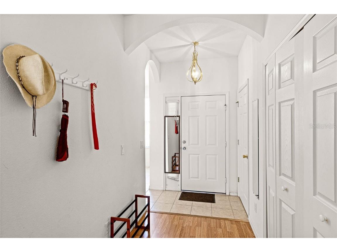 1149 S Beach Circle Kissimmee FL 34746 S5123352 image4