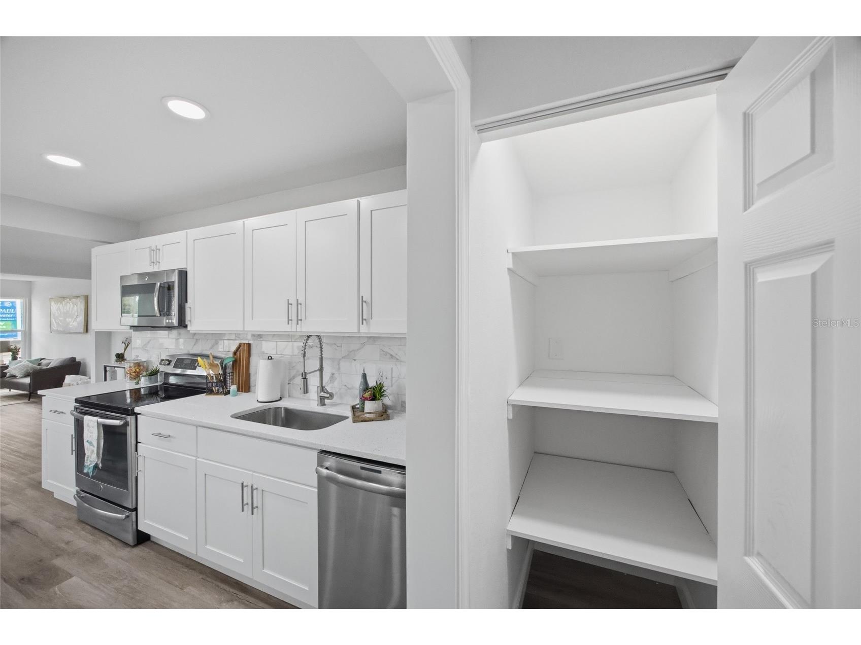 1149 Woodlawn Street Clearwater FL 33756 TB8485453 image16