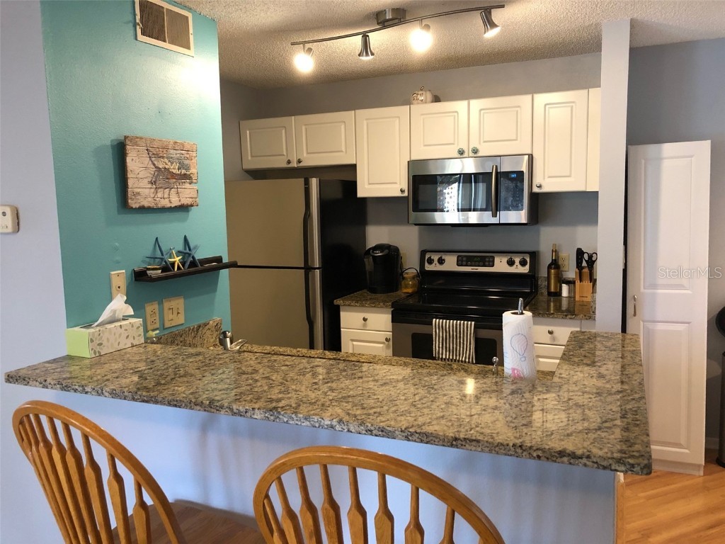 115 112th Avenue NE #104 Saint Petersburg FL 33716 TB8439460 image3