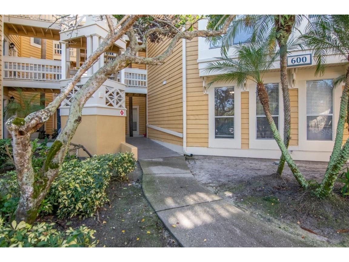 115 112th Avenue NE #602 Saint Petersburg FL 33716 TB8452603 image2