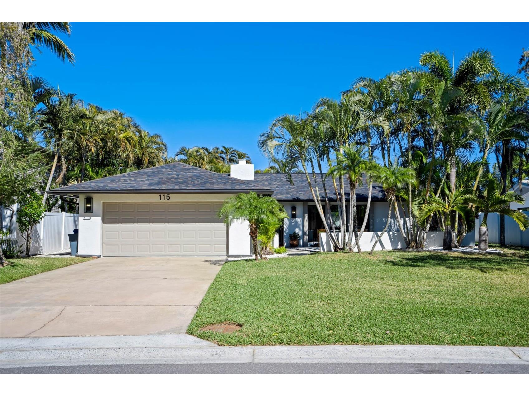 115 13th Street Belleair Beach FL 33786 TB8470202 image1