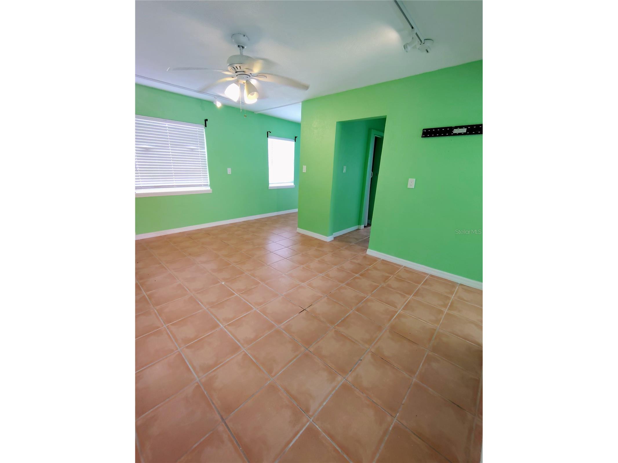 115 145th Avenue E #4 Madeira Beach FL 33708 TB8508830 image5