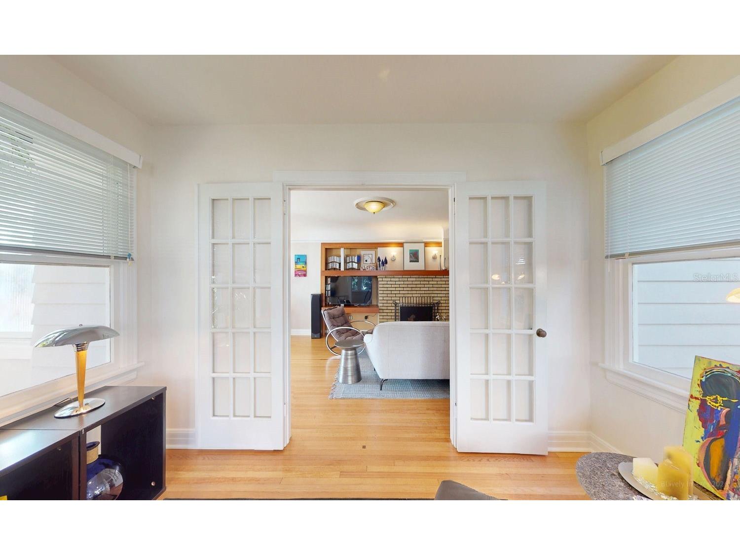 115 21st Avenue NE Saint Petersburg FL 33704 TB8470165 image12