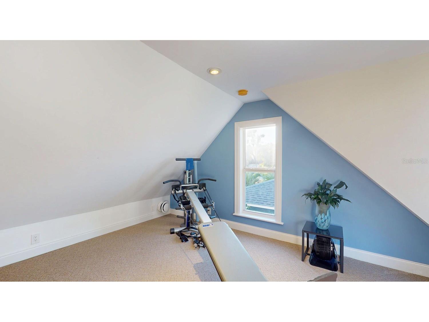 115 21st Avenue NE Saint Petersburg FL 33704 TB8470165 image45