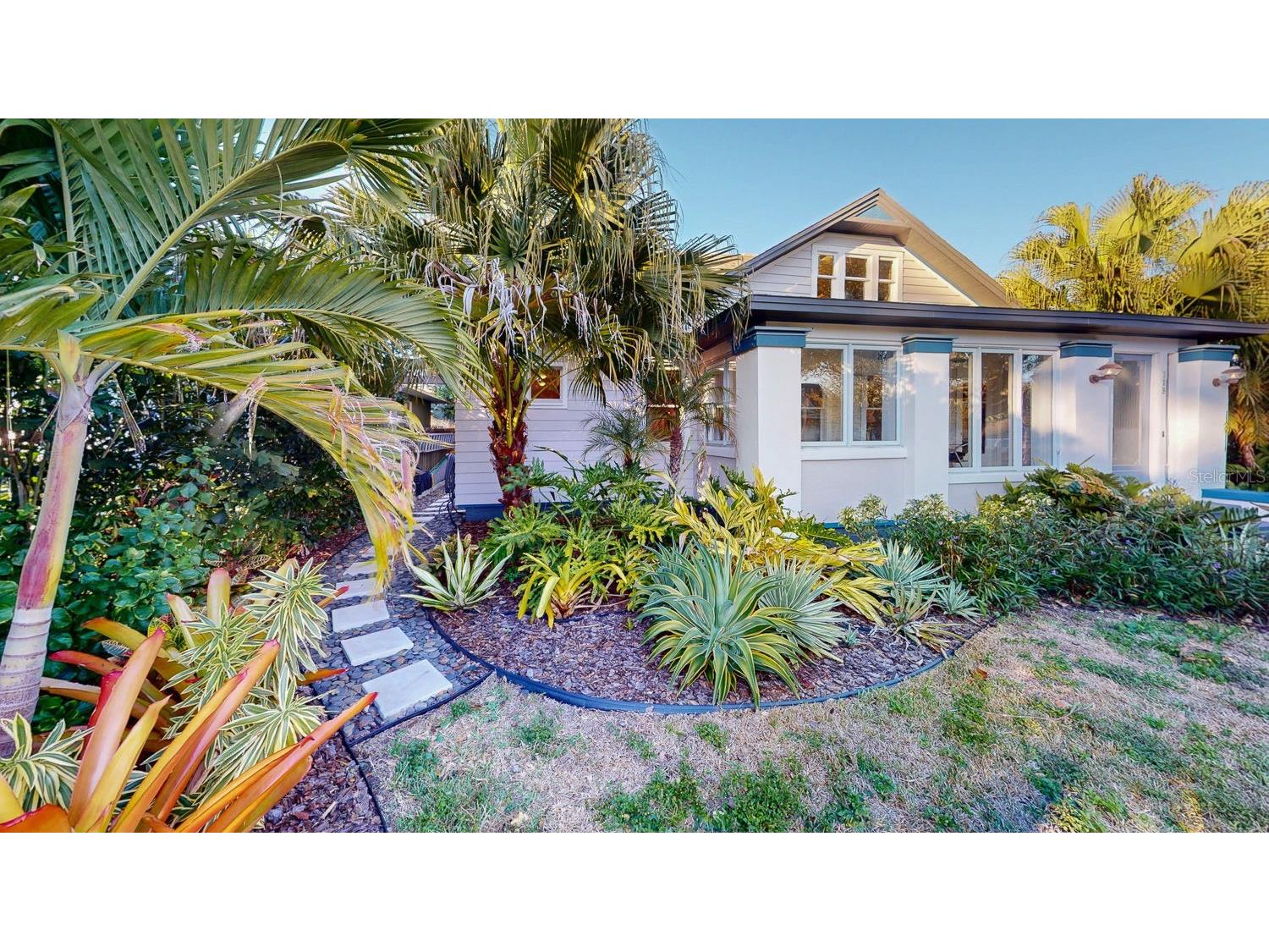 115 21st Avenue NE Saint Petersburg FL 33704 TB8470165 image53