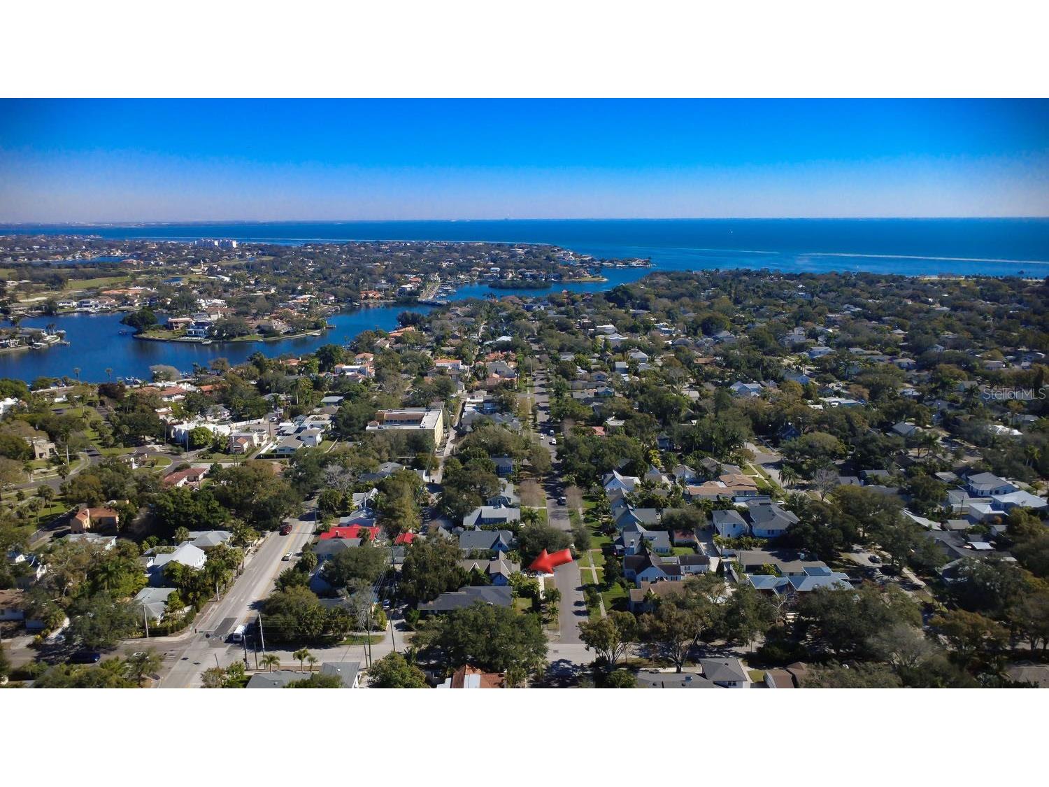 115 21st Avenue NE Saint Petersburg FL 33704 TB8470165 image59