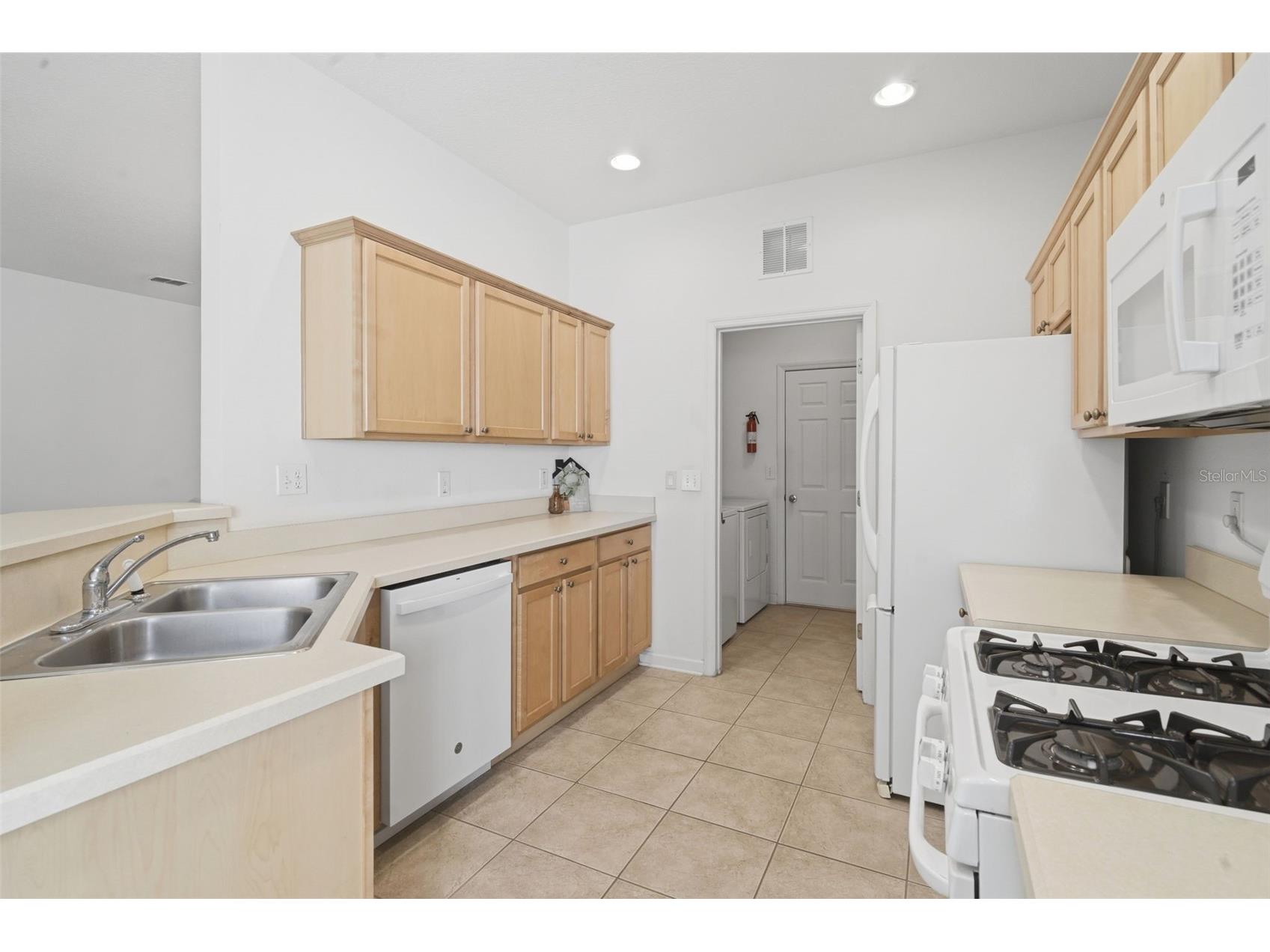 115 Avenham Drive Deland FL 32724 V4948460 image18