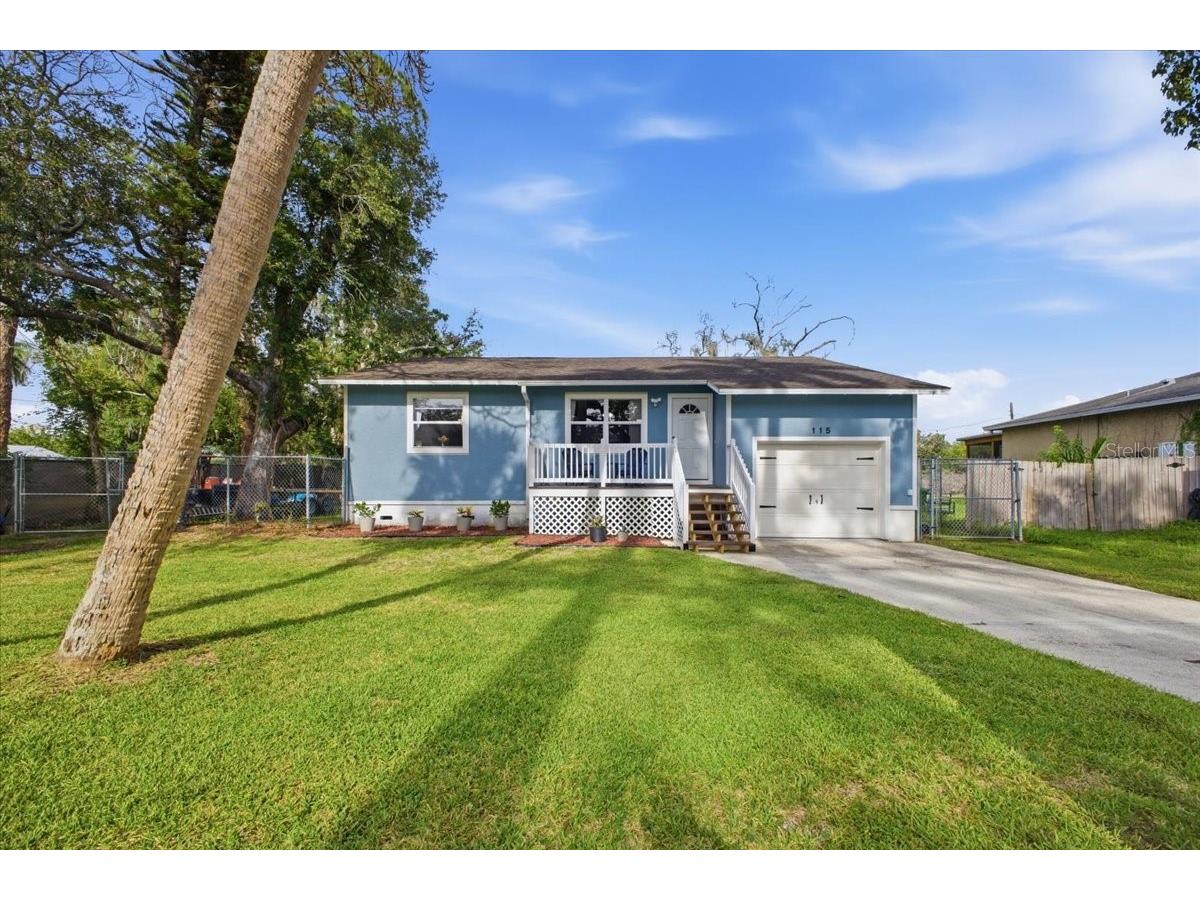 115 Brown St Bradenton FL 34208 A4696684 image1