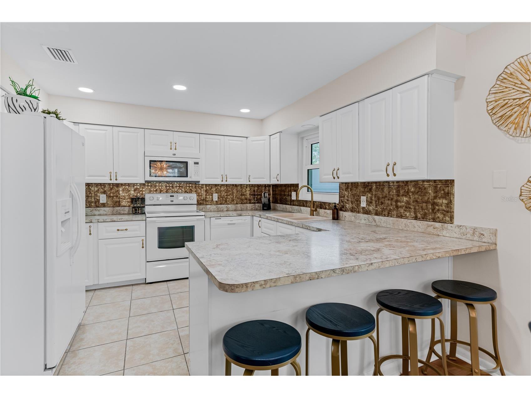 115 Canal Avenue #3 Indian Rocks Beach FL 33785 TB8458730 image22