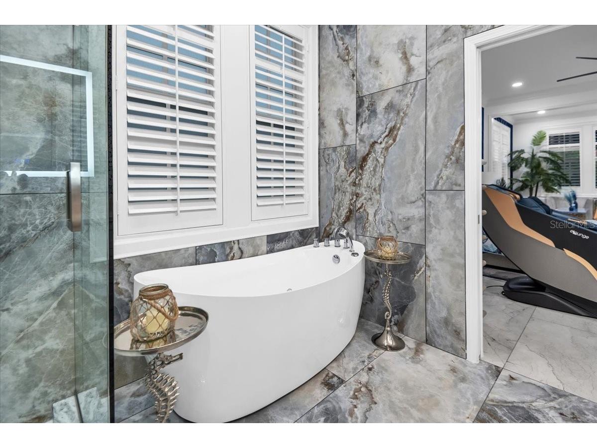 115 Edmondson Avenue Sarasota FL 34242 A4694729 image28