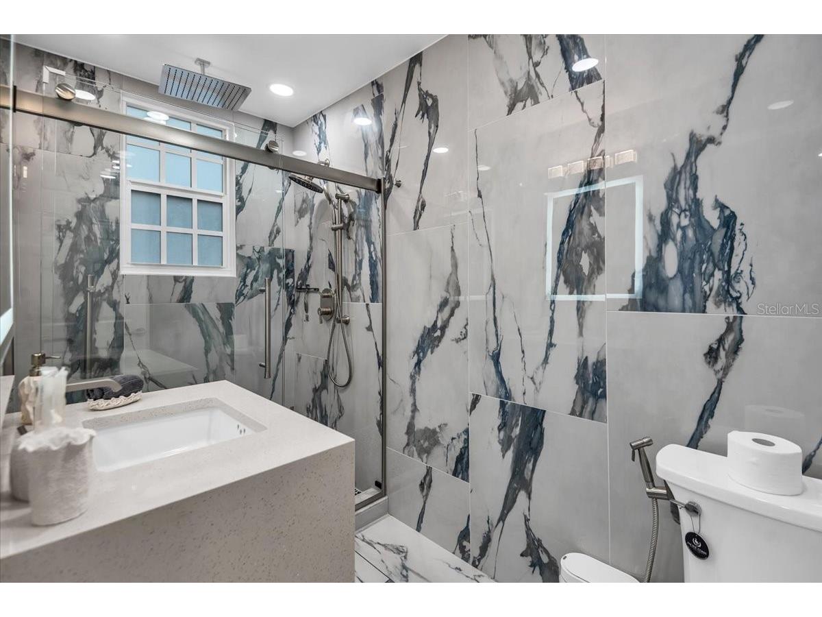 115 Edmondson Avenue Sarasota FL 34242 A4694729 image39
