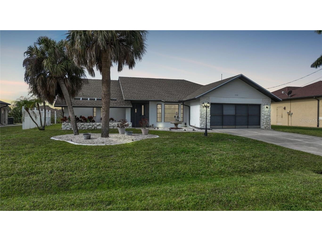 115 Fairway Road Rotonda West FL 33947 C7481033 image1